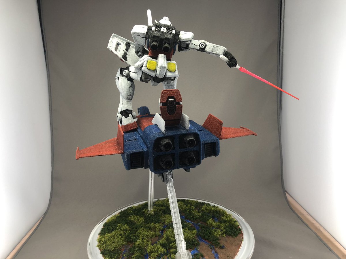 yoshi_shikata's tweet photo. GBWC2019 
プロショップ杯で参戦です。
ボークス大阪ショールーム3Fで展示させて頂いております。
超絶技巧は持ち合わせておりませんので、相変わらずの奇策ですが（笑）

今回は砂で塗装……塗装？

ちょっと奇妙な仕上がりです。 https://t.co/7vHeVTEsYV