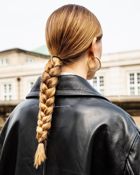 __Route13's tweet photo. Tie your hair up and get the job done 👊
.
.
.
.
.
#hairinspo #tuesdaymotivation #jobdone #powerful #motivation #morningmotivation #plait #hairbobbles #hairideas #simple #hair #girlpower #fashioninspo #dailypost #fashionpost #motivationpost #slickhair #workinghard #workingweek https://t.co/t0gjzLat62