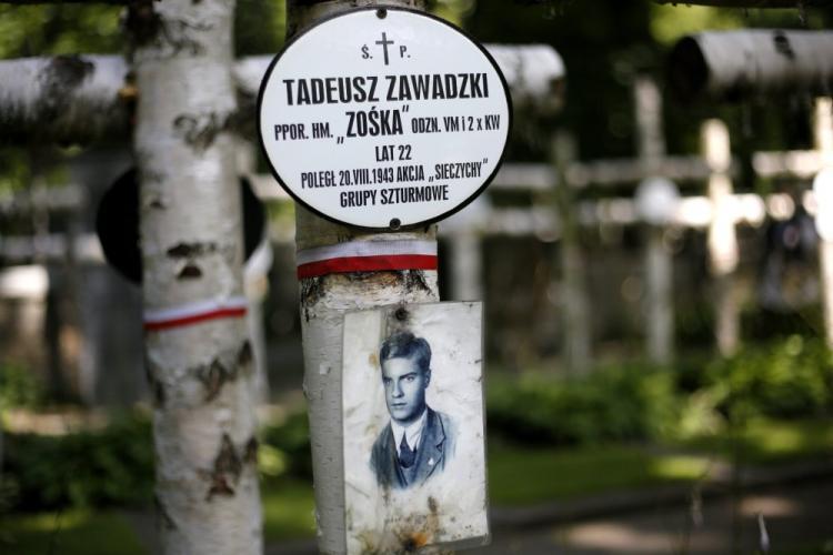 20 sierpnia 1943 roku poległ Tadeusz Zawadzki "Zośka" - harcmistrz, komendant Grup Szturmowych w Warszawie. 🇵🇱

- "Zośka" był dla nas wszystkim. Był ideałem, wzorem - wspominał Stanisław Nowakowski "Murzyn".