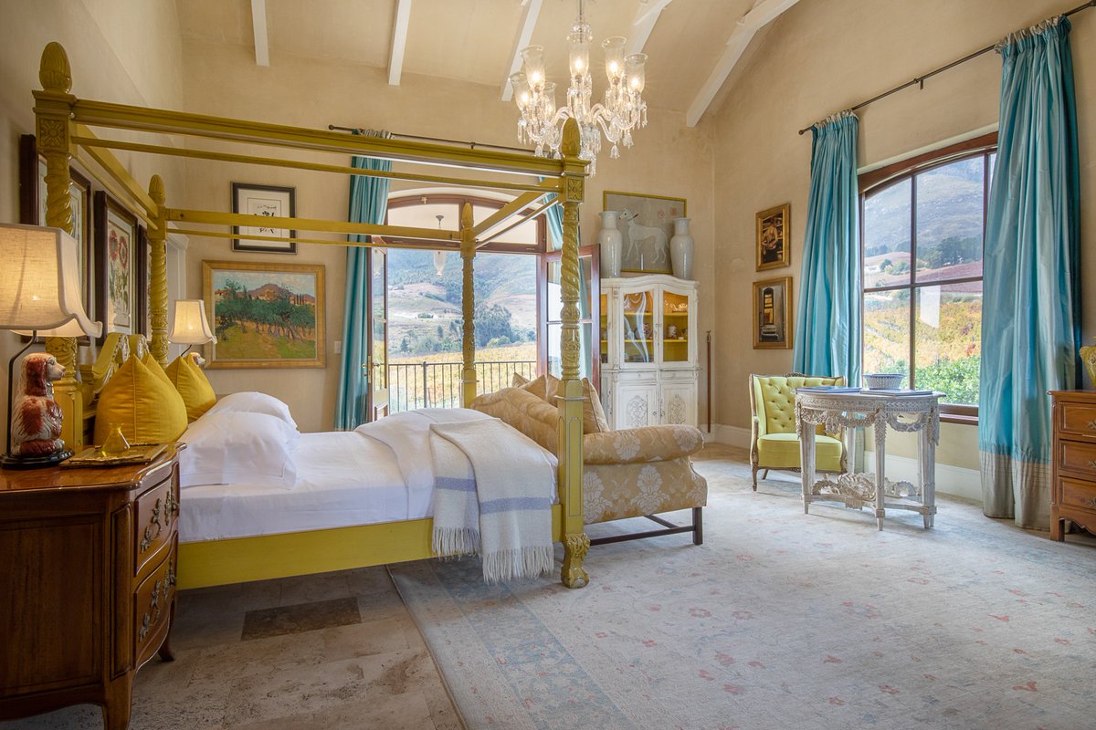 La Residence tweet media