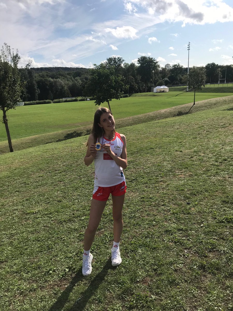 Michell64452707's tweet photo. What an amazing weekend in Paris. So proud of you @Mia_Watts12.  So many memories and a gold medal to finish off a brilliant experience 🥇 @EnglandTouch @KBuccleuchA @KBAPhoenix @JaredThres @MissMackay1515 @MissThompson15 @mrbwilliams1 @MrBott_KBA https://t.co/rXXoQGmn03