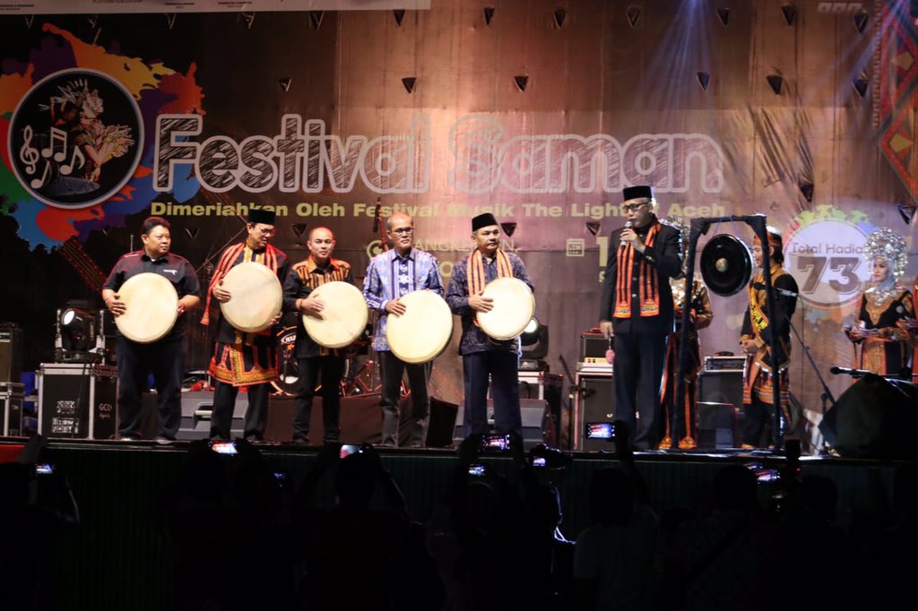 awinyak's tweet photo. Pemerintah Aceh Lestarikan tari Saman hingga Membudaya dan dikenal ke Masyarakat Dunia
#PesonaFestivalSaman
#FestivalSamanGayo #pesonaindonesia #wonderfulindonesia #genpiaceh #genpico #pesonaaceh #wonderfulaceh #thelightofaceh #cahayaaceh #genpi #worldhalaltourism #halaltourism https://t.co/qLVmHbn4rK