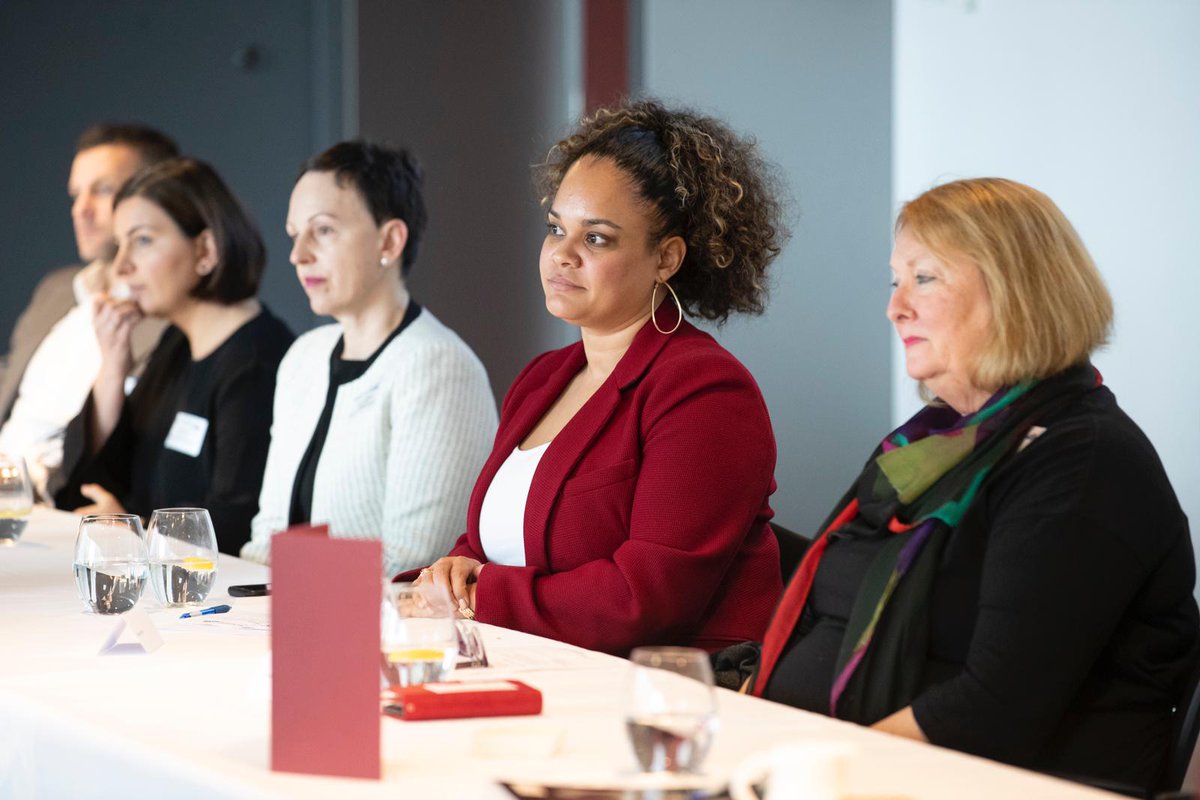CACClive's tweet photo. Special thanks to @AusHCCanada for joining us for another interesting discussion regarding the CPTPP, between Australia &amp; Canada hosted by PwC and supported by our Melbourne Committee @BambiPrice @melissagwharton https://t.co/YCH19hhwiw