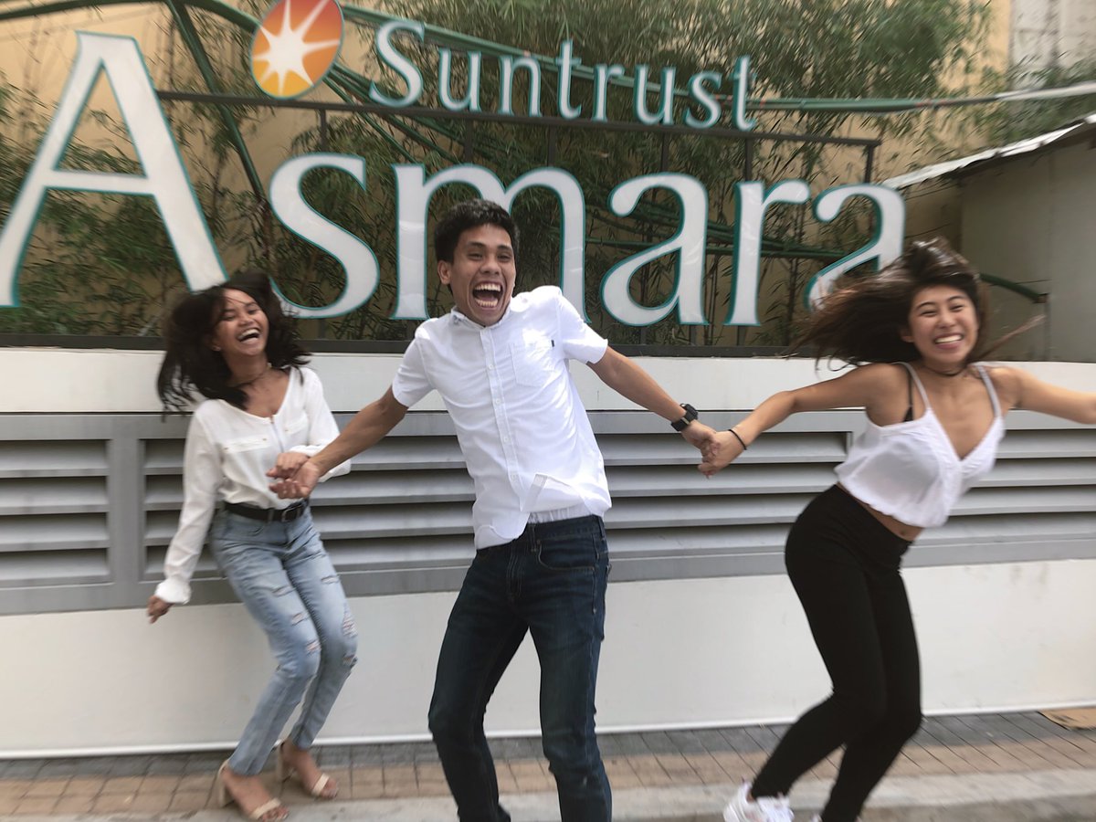 _kiatakahashi's tweet photo. Home! 💛 
Maraming salamat po sa bagong tahanan Suntrust at @PBBabscbn 🏠 
At hello sa mga bago kong kapitbahay! Kuya Yam at kumare @yenyenquirante Housemate parin! 😆💛 https://t.co/vBRZ0kfPON