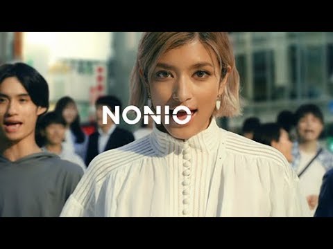 うれしくって抱き合うよ うれしくって抱き合うよ