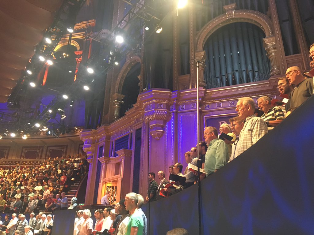 LSChorus's tweet photo. Two rehearsals down with Maestro @SirSimonRattle @simonhalsey @Orfeo_Catala @Corjove @londonsymphony @GeraldFinley Ready for the final polish this morning for #Walton #Belshazzar at @bbcproms #Prom44 (also incredible Varese and Koechlin from a huge band - count the percussion!!) https://t.co/8RbQQW5EOK