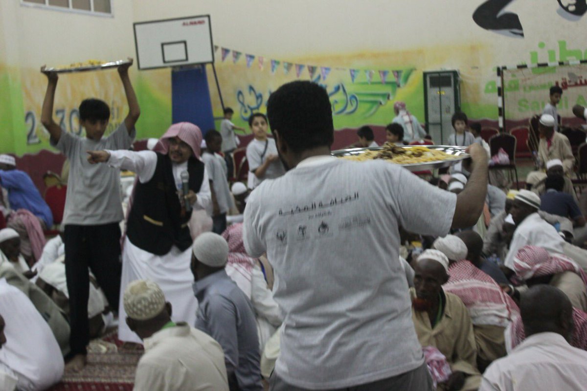 Almuadhem's tweet photo. #الاحتفاء_بضيوف_الرحمن

شكراً فريق عطاء مكة https://t.co/JoRBdW5TKr