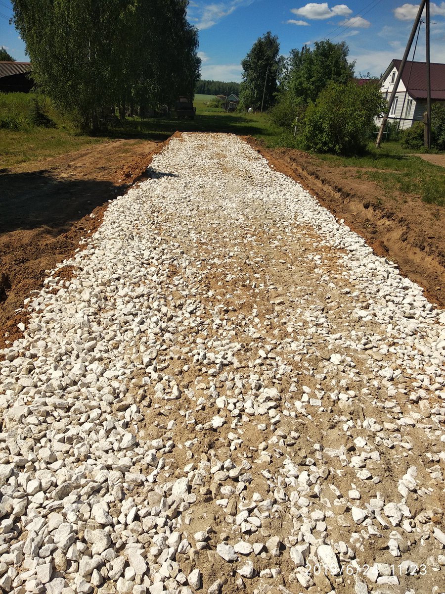 В д.  Котихе по ул. Солнечной завершились работы по благоустройству дороги.