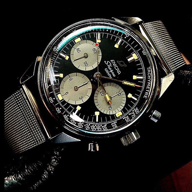 WatchFred_IG's tweet photo. #vintagechronograph ❤️
.
my favourite execution of the #Enicar #SherpaGraph
.
#SuperCompressor #chronograph #valjoux72 #vintagewatch #watchesofinstagram #watchfam #watchfred https://t.co/2NQxBR4TFB https://t.co/CLBwd1RZxq