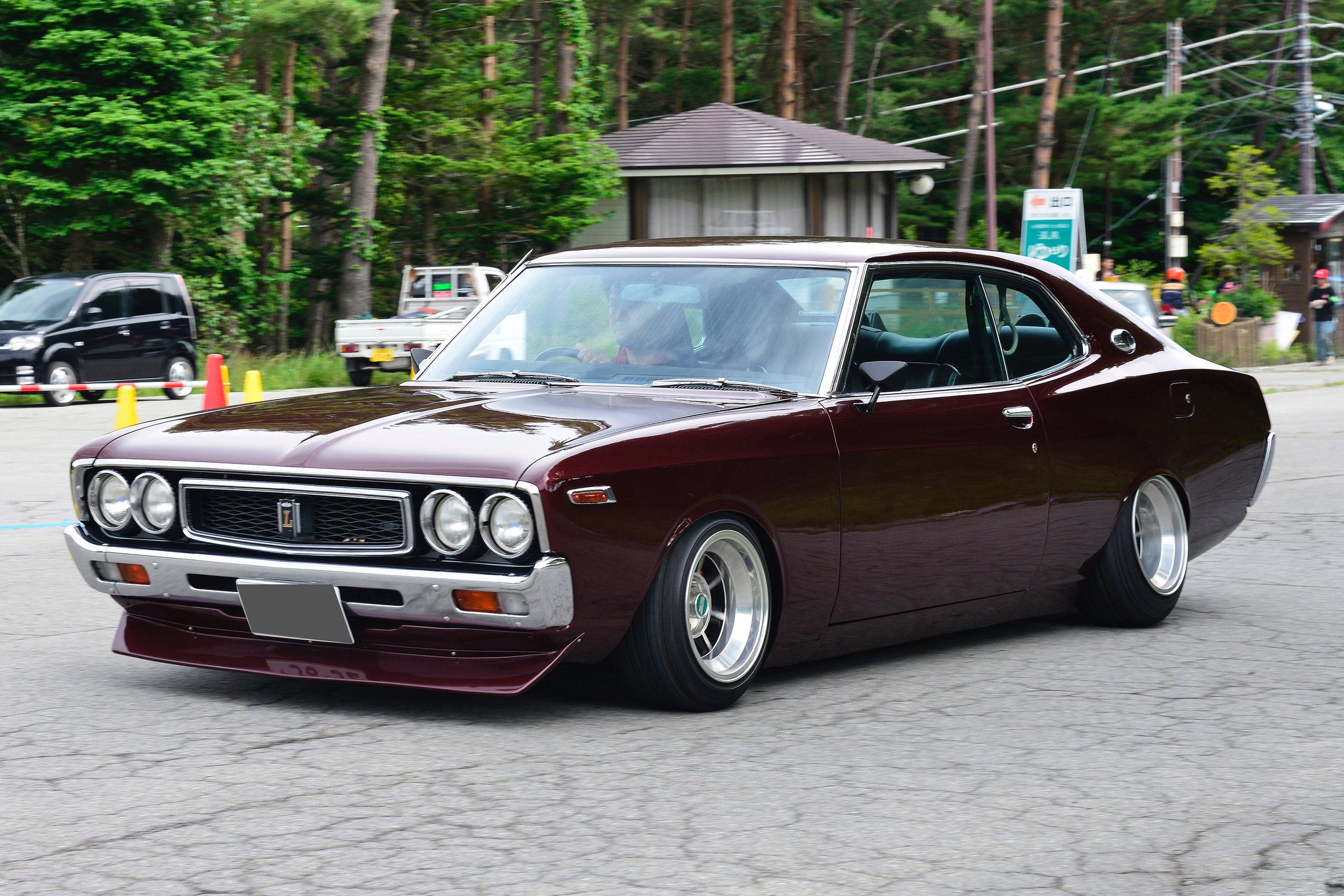 オッサンオート 旧車レジェンド 日産 C130ローレルsgx