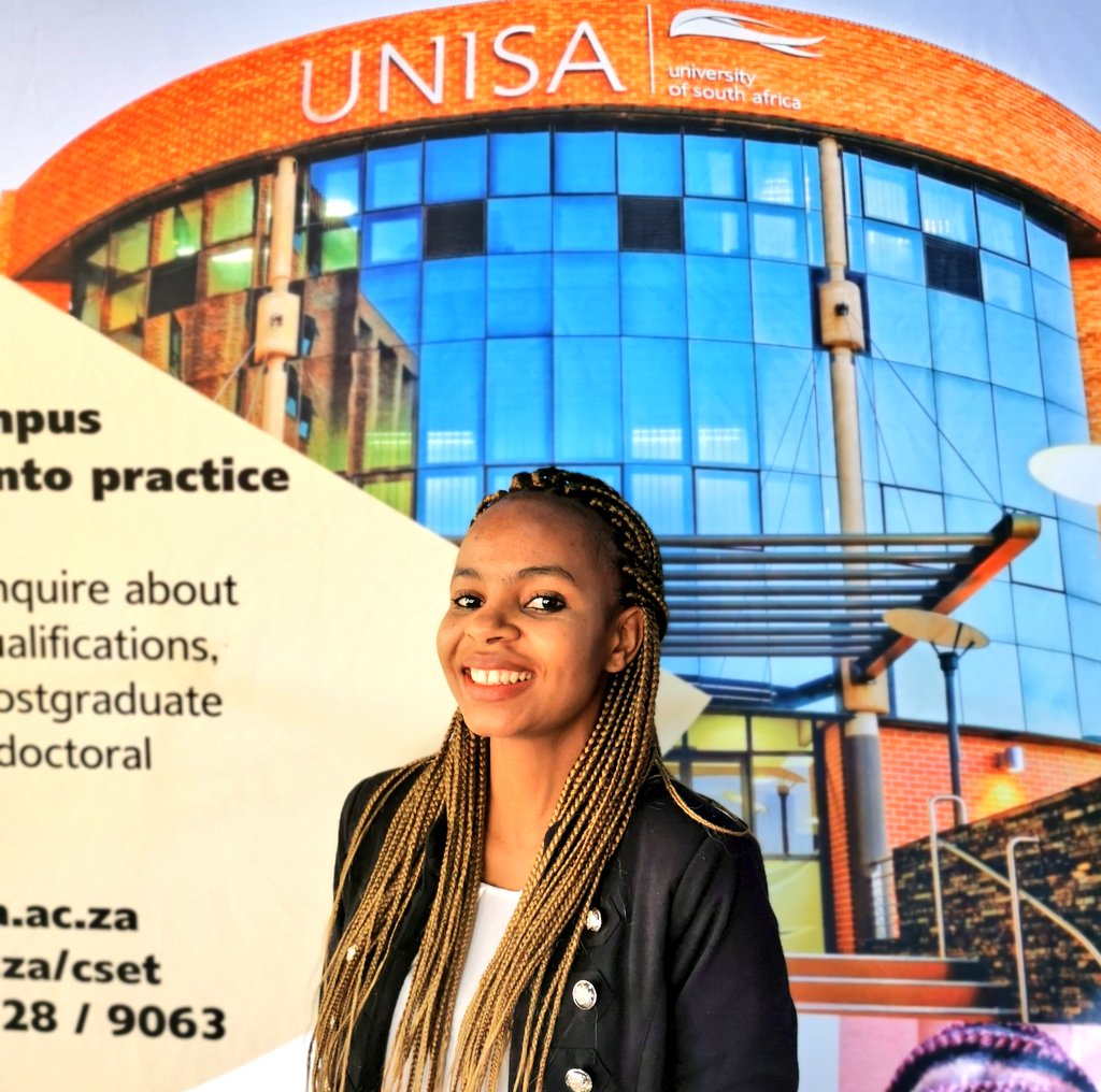 UnisaCSET's tweet photo. Let say hello to Nomcebo Khumalo a PhD candidate at #NanoWS @unisa, focusing on membranes for carbon dioxide capture from flue gas. #excellency #WomenInSTEM
#CSETWomen #CelebratingOurWomen #Womandla #WomensMonth2019 https://t.co/uDqw4zff1B