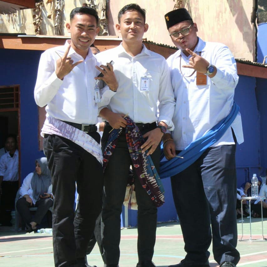 MLottungSiregar's tweet photo. Semangat 45.
Kita merdeka
Kita juara.
Perjuangan belum seberapa, dari apa yang telah di perjuangkan para pahlawan kita yang terdahulu. #MerdekaIndonesiaku #merdeka https://t.co/y707a0ops0