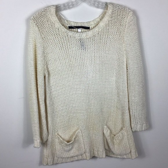 KarenPoshmark's tweet photo. So good I had to share! Check out all the items I'm loving on @Poshmarkapp #poshmark #fashion #style #shopmycloset #madewell #kensie #rockrepublic: https://t.co/VLWTtCOhj4 https://t.co/YbZ3uiUuuc
