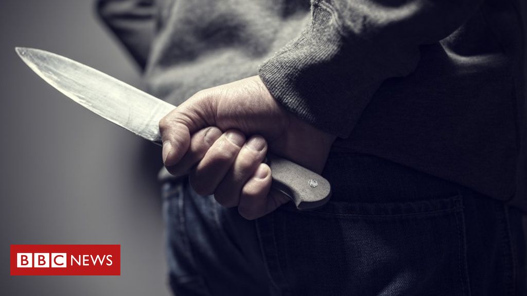 Annmariechild's tweet image. The government is planning to allow courts to impose Knife Crime Prevention Orders. Under the proposals, courts will also be able to impose geographical restrictions and prevent subjects aged 12 and over from meeting certain people.
bbc.co.uk/news/uk-493950…