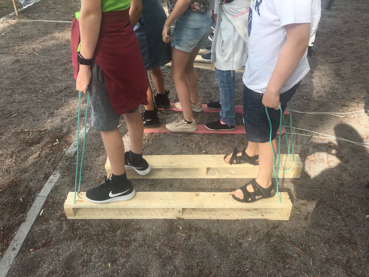 Skolstartsfesten med många olika samarbetsövningar är i full gång! <a href="/Tegelhagen/">Tegelhagens skola</a>