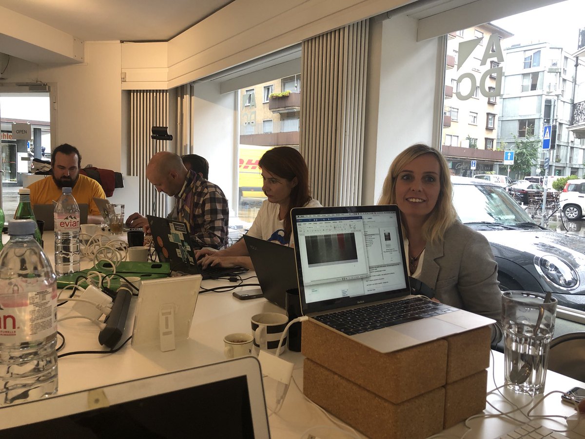 DaveHertig's tweet photo. 🤫 Everybody typing their finders off. Quiet, please, it’s #ContentProdDay in #Zurich https://t.co/YxhICrSbtB