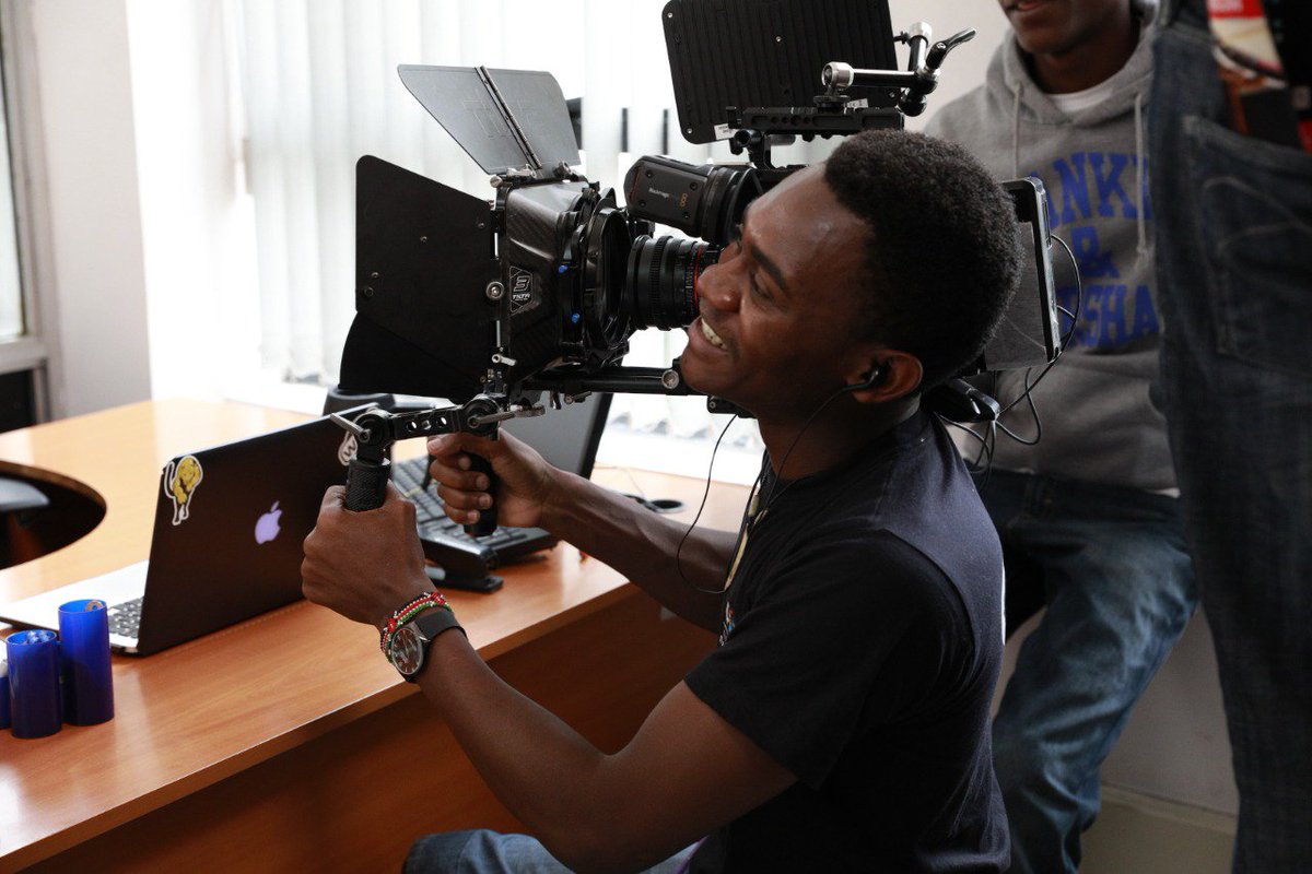 MuzimbaMedia's tweet photo. "Relax, I'll give you the frame" - ASALI'S D.O.P . How much do you trust your D.O.P?... We'll, when our D.O.P, @kalengamganga says the shot is possible, we trust him because he deliveres. 
#truemuzimba #asali2019 https://t.co/cwPpVDZalP