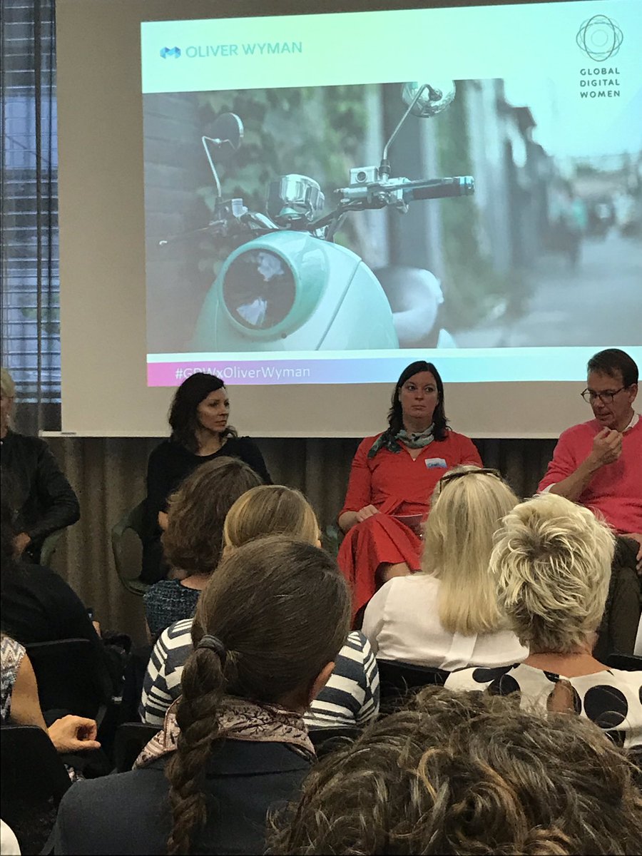 UKlein100's tweet photo. Komplexität bei #futureofmobility wird häufig unterschätzt, #data #invest #time #GDWxOliverWyman @kai_bender @CMParrino @WeAreCluno @SylviaList9 @TijenOnaran  Silos für die Gestaltung der #Zukunft müssen aufgebrochen werden https://t.co/WZQClLPIkn