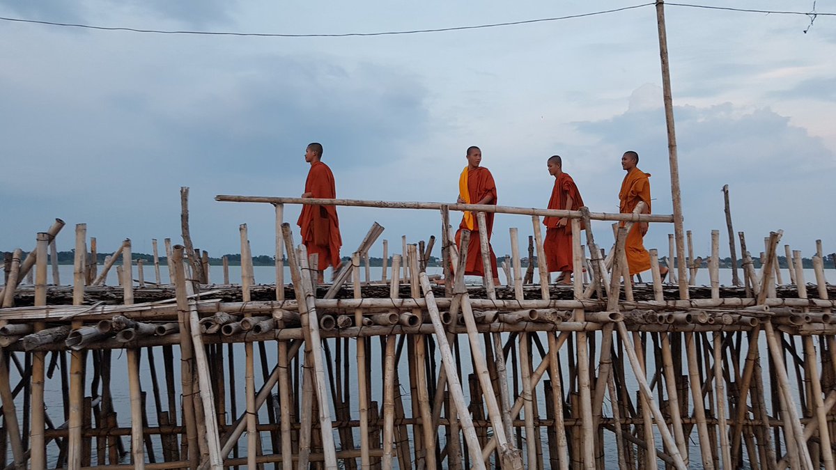 HumanNature Series: Lessons on resilience from a bamboo bridge. Join us as our own Katherine Gibson and @juanbatfran explore what it might mean to live with the rhythms of nature and with each other in resilient community economies. Spaces are limited - ow.ly/nR7H50usqBt