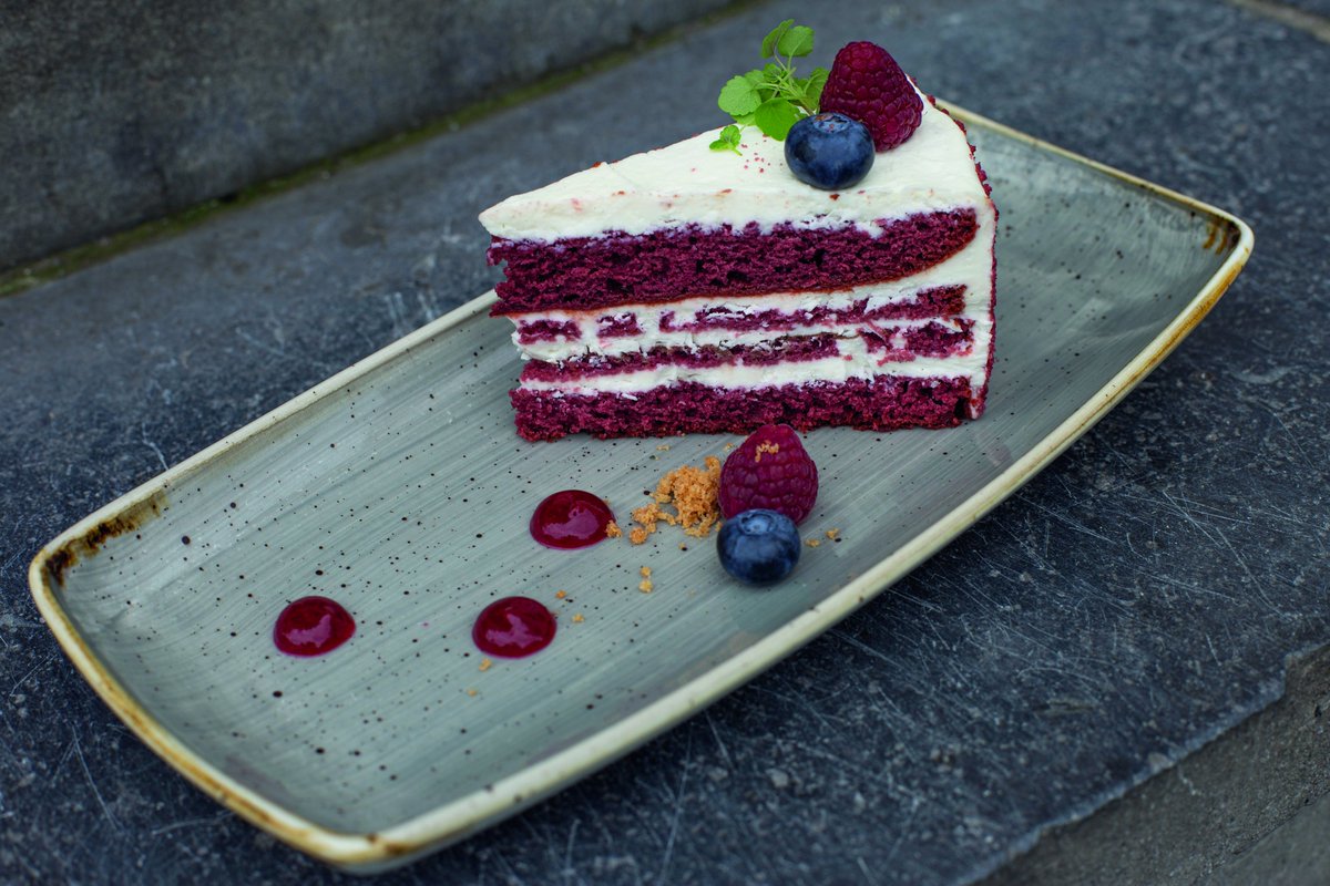 Bake The World A Better Place!

In onze Brasserie <a href="/VillaRubenshof/">Villa Rubenshof</a> hebben wij diverse soorten heerlijk gebak! Wat dacht u van Red Velvet, Appeltaart, Cheesecake Salted Caramel of Chocotaart?

Voor € 4,75 of in combinatie met een kopje koffie, cappuccino of thee voor maar € 7,00!