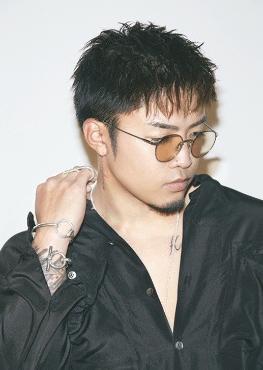 GENERATIONSの数原龍友さんに夢中♡数原さんに懐かしのプロフ帳を書い