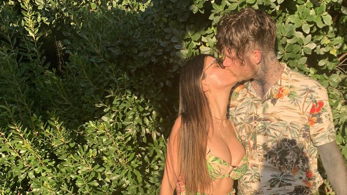 Now the sunshine&rsquo;s in my heart 🥰 https://t.co/cPj8GglG9y