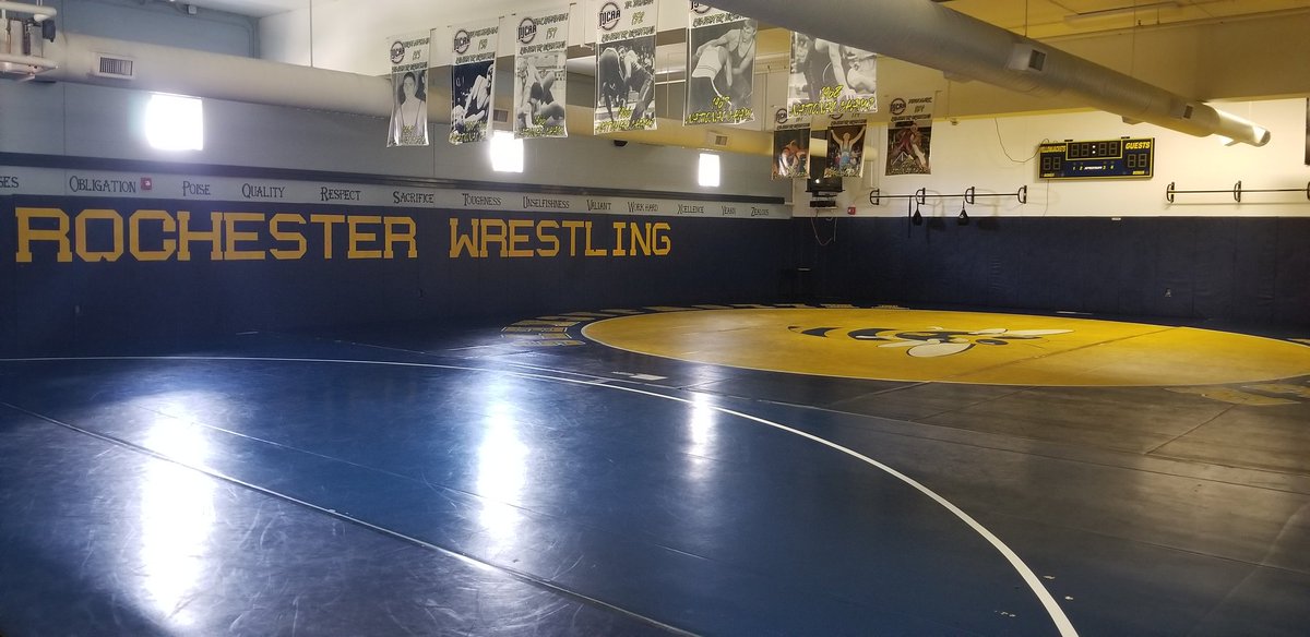 rctcwrestling's tweet photo. Yesterday, a colony of Yellowjackets arrived in the hive for fall semester! Only a few days before our first team meeting! #NJCAABack https://t.co/rD5XbY54CA