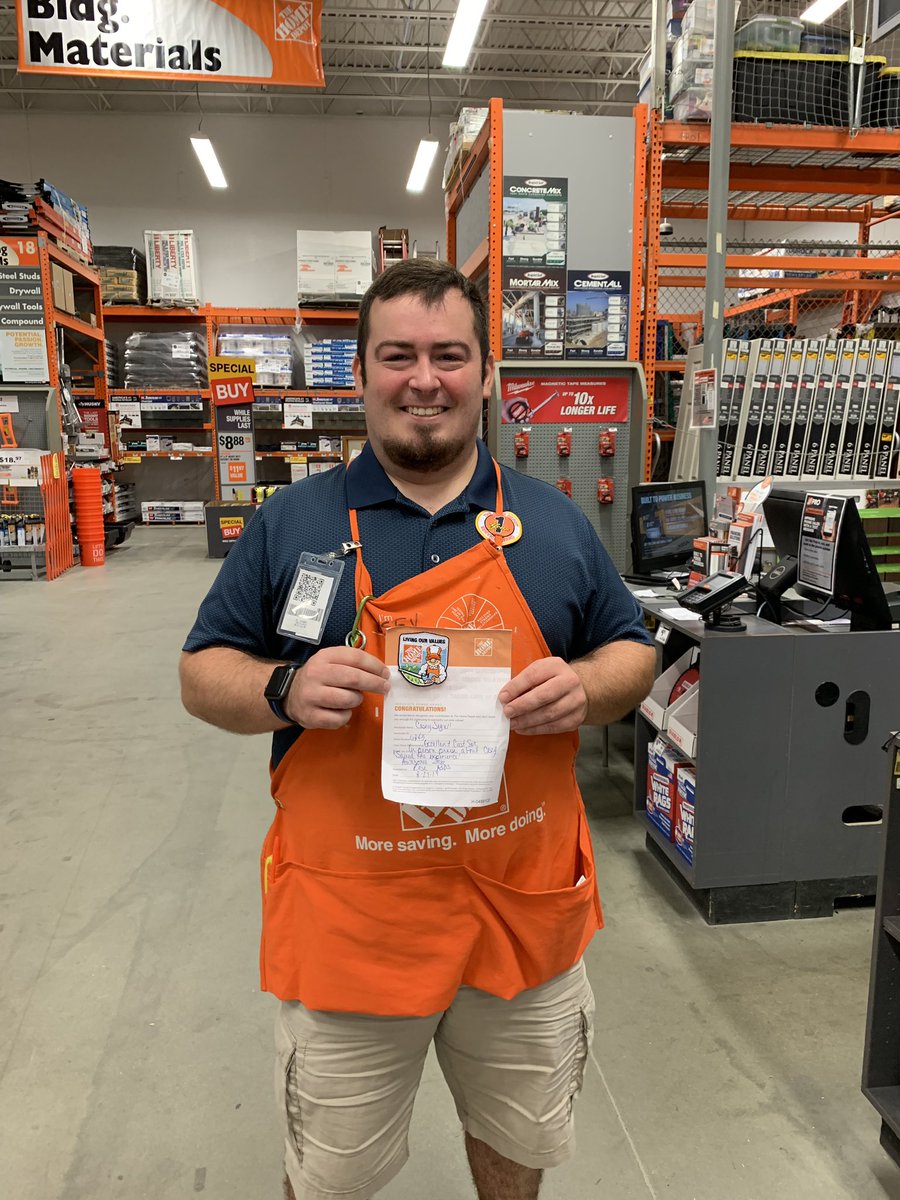 When the finance director of a local business tells you personally how awesome an associate is!  Congrats Casey!  You rock!  <a href="/dsgray/">DeMar Gray</a> <a href="/Melissa_Mickle/">Melissa Mickle</a> <a href="/wendynekrasow/">Wendy Nekrasow FES #6843</a> <a href="/cmal6843/">Carol M</a> @Fredsasm6843 #D164Orangeproud