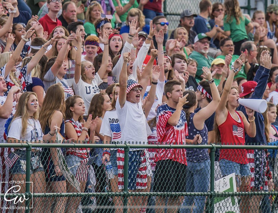 Friday Night Tigers 🏈 tweet media
