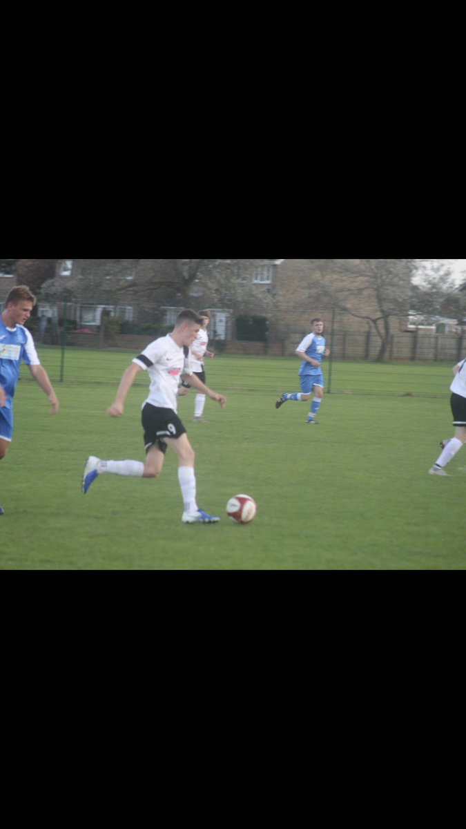 BadgersBSMFC's tweet photo. ⚪️⚫️⚽️✍🏽 

Bugbrooke are delighted to announce the signing of Connor Furey from @corbytownfc 

@ConnorJFurey16 has come through the academy at Corby and is on the fringe of their first team! 

He is a pacey winger that can play on both flanks! 

Welcome 🦡 #badgers @utdcos https://t.co/KV18sI0CRf