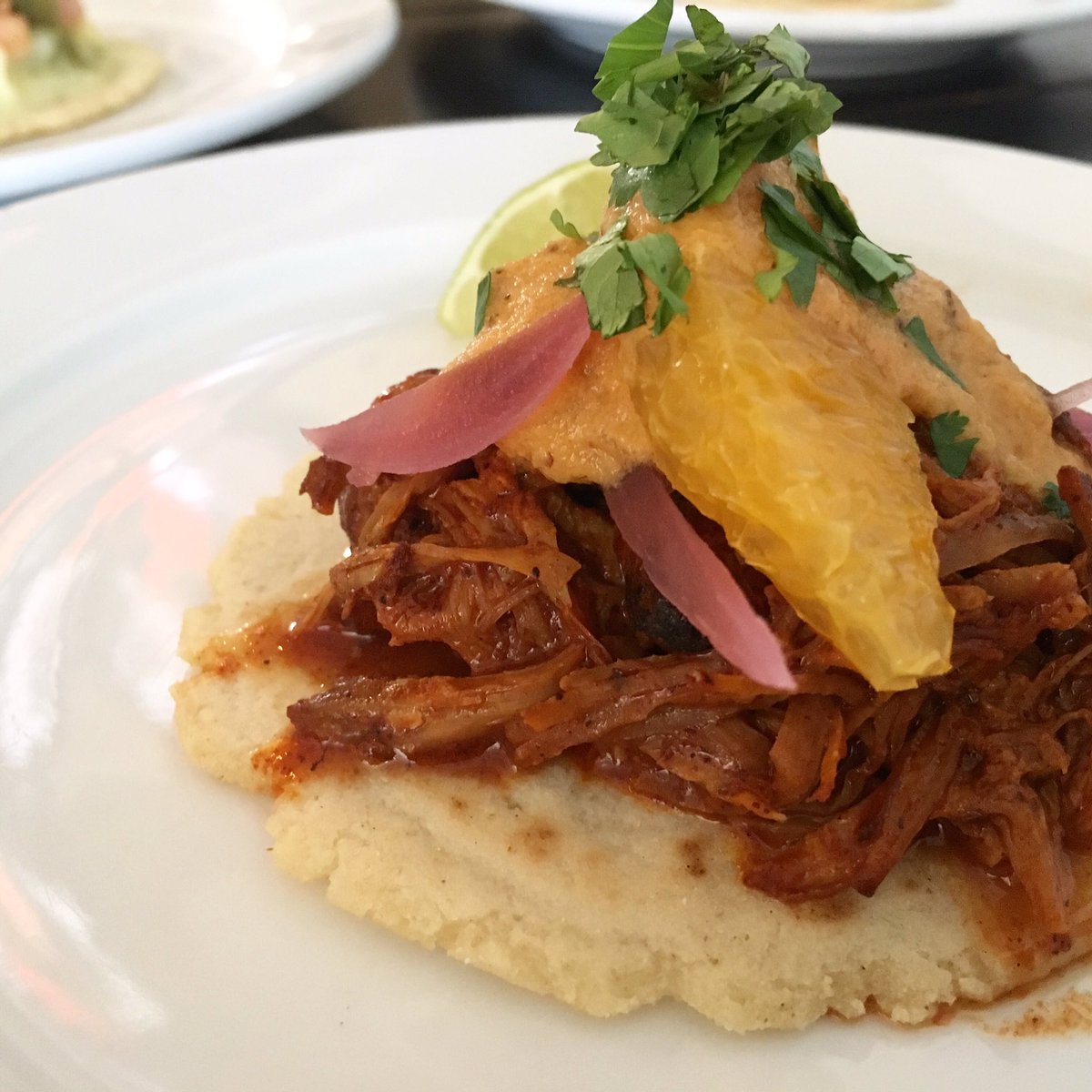 🌮 Taco Tuesday has arrived...
🍊
Cochinita - yucatan style natural braised pork, habanero pickled onion, orange, chile de arbol sauce, cilantro
#redwoodcity <a href="/visitRWC/">Redwood City Improvement Association</a>