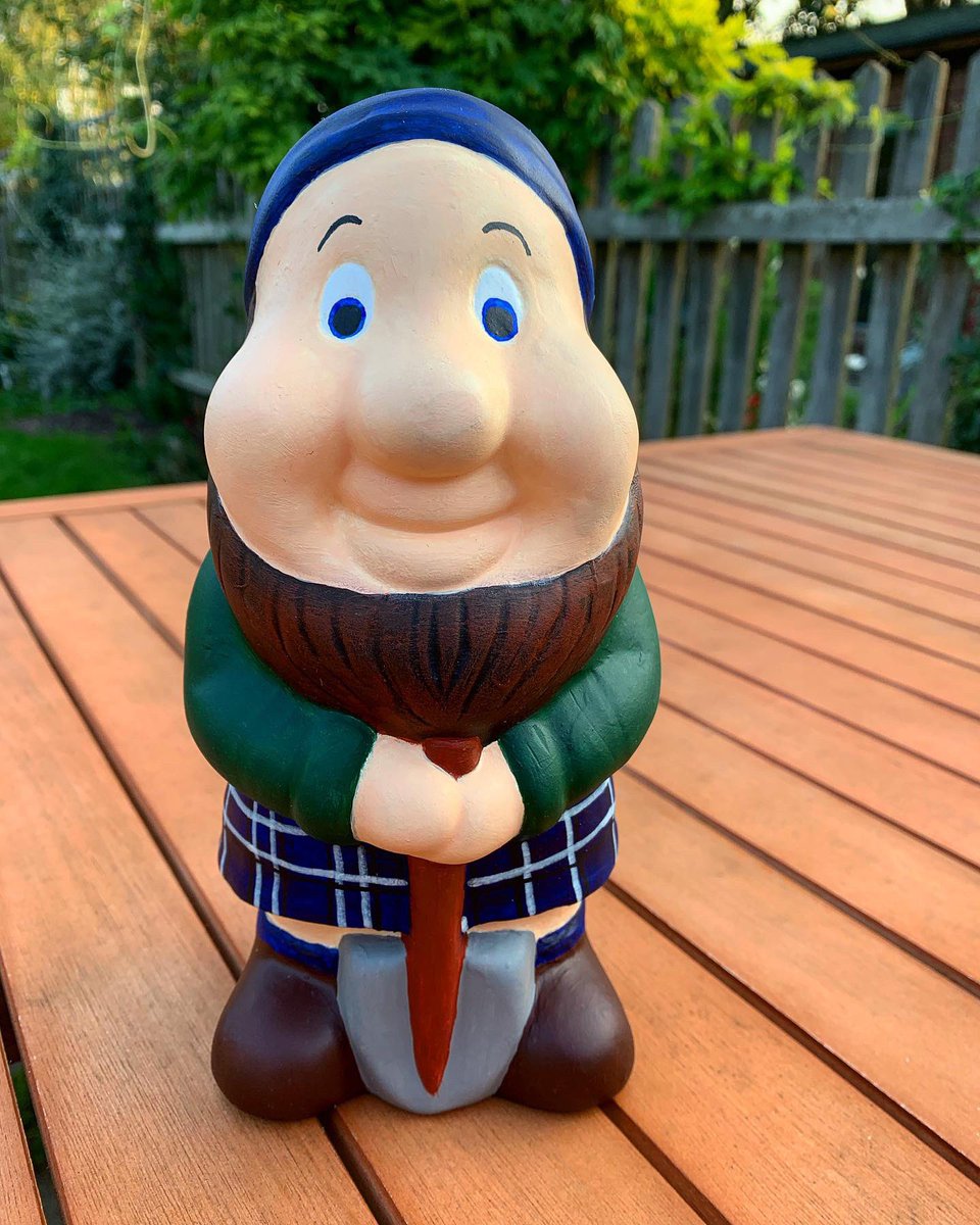 littlelessnorm's tweet photo. Custom made Scottish Gnome in Laidlaw tartan
-
-
-
-
-
-
-
-
#littlelessnormal #customgnome #gnomelove #gnomelife #gnome #craftblogger #handmade #socrafty #handpainted #handsculpted #kilt #sporran #scottish #scotland #tartan #scottishgnome #laidlaw #laidlawtartan #heytheremaker https://t.co/TGMsGPhqel