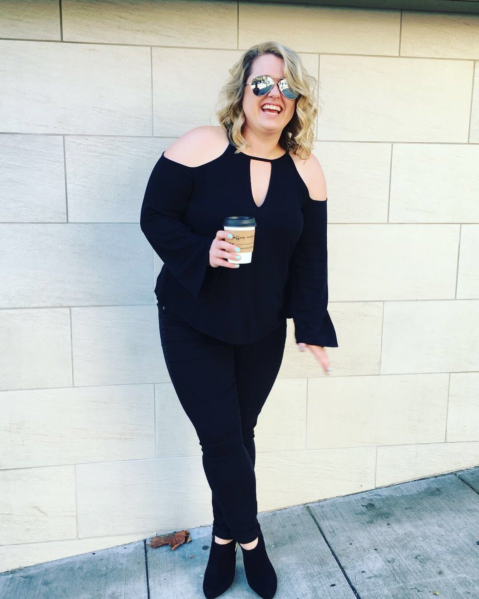 NAIPSP's tweet photo. For our next #AdminAugust, meet Leigh! She is the bubbly, giggly, outgoing admin in our Tacoma office. She loves getting to know her brokers, working w/ our amazing admin team, using creativity on a daily basis & always having coffee in hand. https://t.co/RsCieqt1fL #NAIPSPeople https://t.co/mVZyD2Tgpb