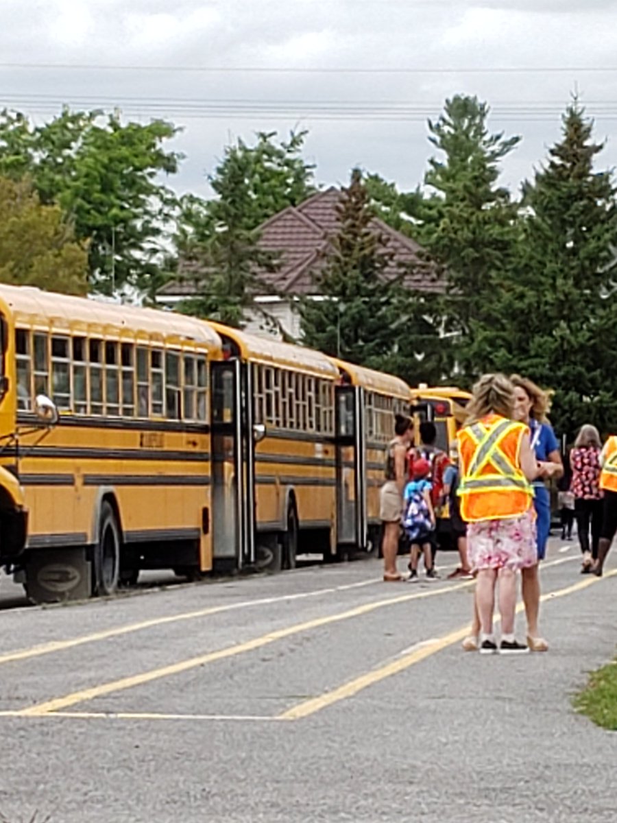 Danielle Chatelain tweet media