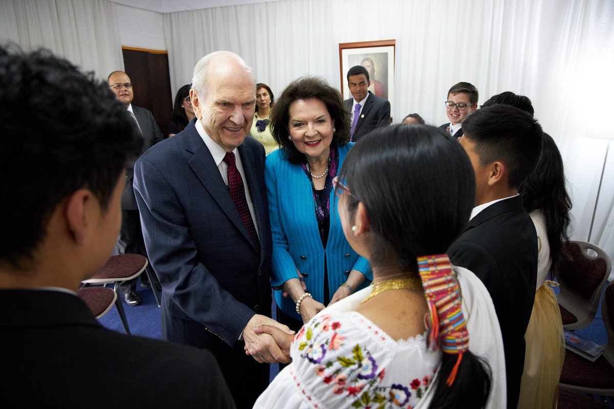 NelsonRussellM's tweet photo. We have met with thousands of good and faithful men, women, and children these past few days in Guatemala, Colombia, and Ecuador. I testify that the gospel has been restored to bless all the children of God, regardless of their geographical or political circumstances. https://t.co/NYFh9lswuB