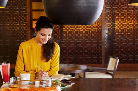 Estamos contentos de poder ayudarle a planificar los viajes de su compañía de una forma más inteligente. El nuevo programa Hyatt Leverage hace de los viajes de negocios para su compañía, un momento menos estresante y más exitoso. Regístrese Hoy! hyatt.com/leverage