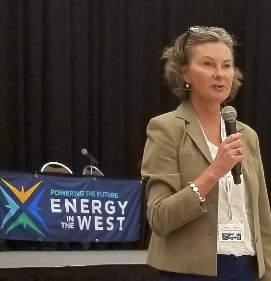 EventsApg's tweet image. Conference facilitator Dr. Jessica Western bringing out the themes of the conference and ways to move forward.

#EnergyintheWest