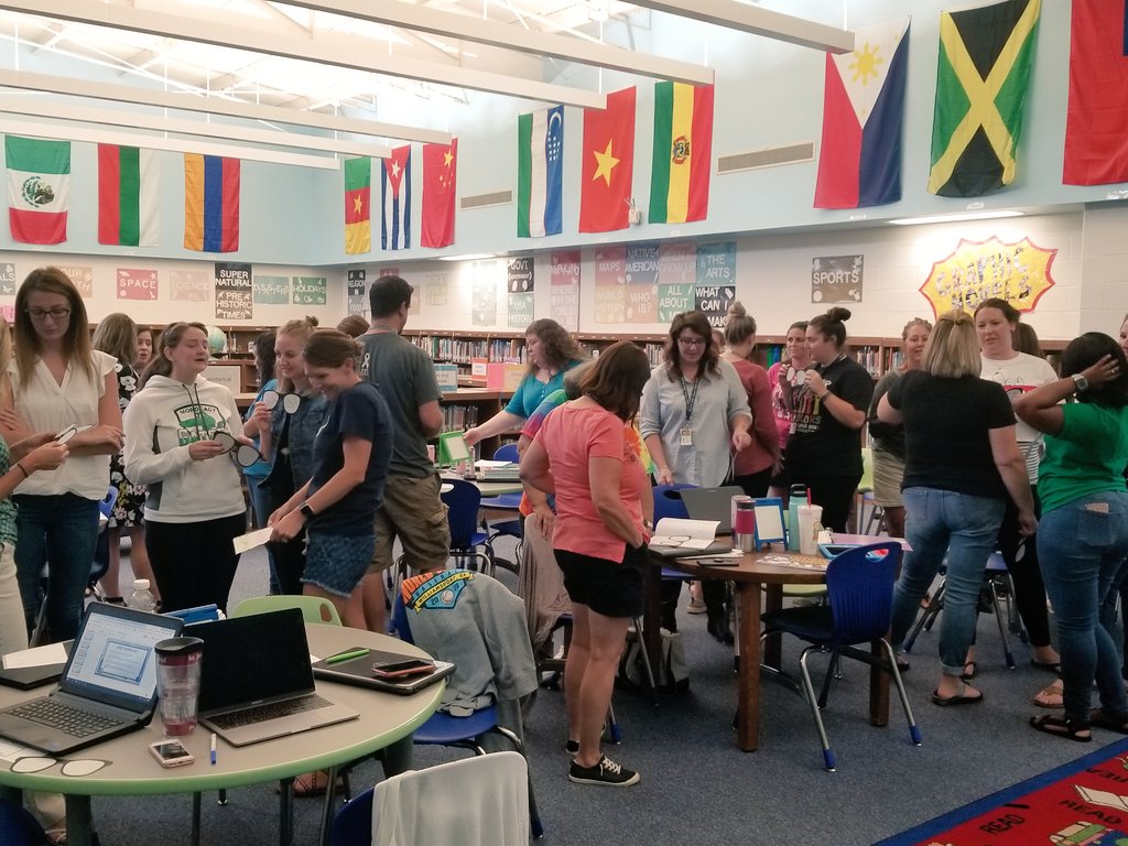 mrshoff_mrshoff's tweet image. Sharing our vision and mission with each other! Looking forward to a year of collaboration and growth in math! @Mrs_Eyler #oneteamonegoal #fcpsmath