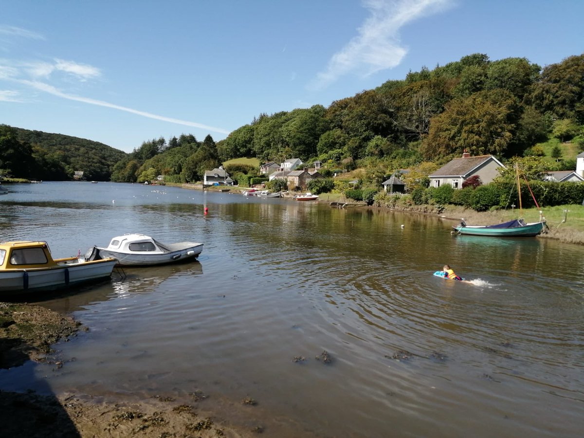 It’s been an amazing few days in wonderful #cornwall on the river #fowey. #paddleboarding, Cornish #sunset, #summerholidays