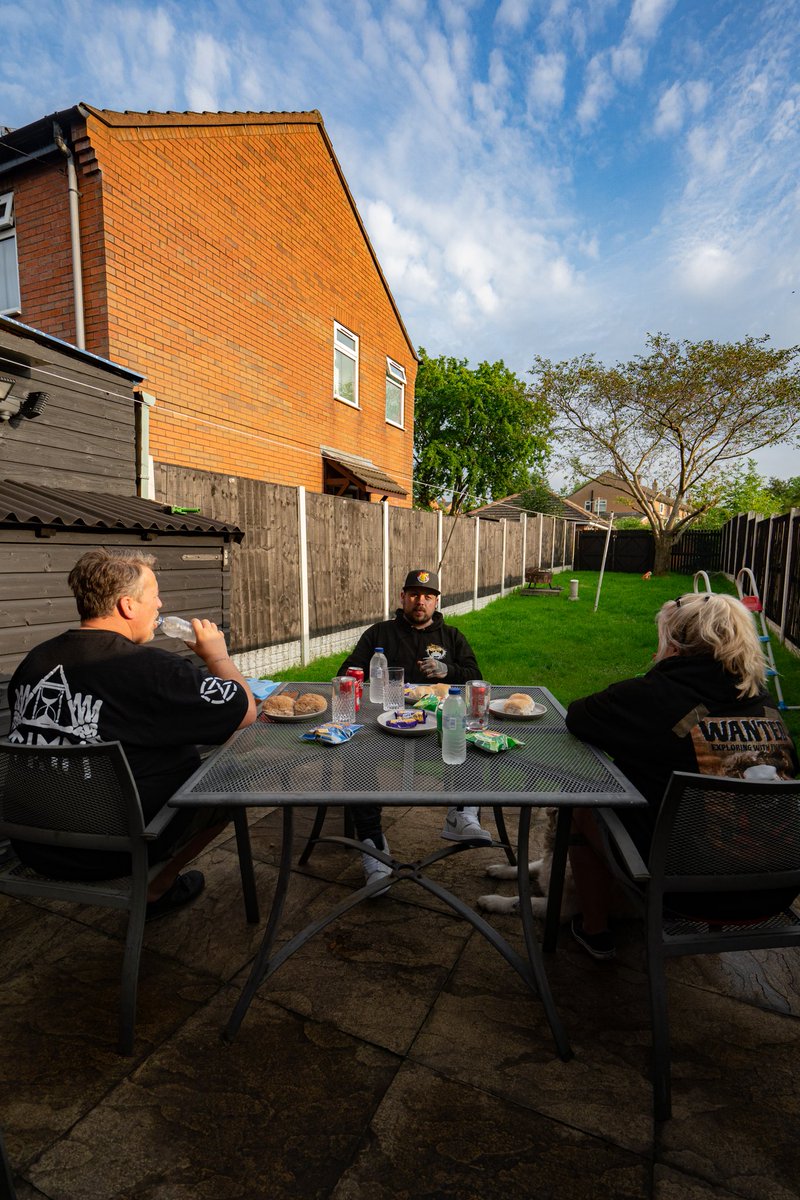 Well I'm back home in the UK with my family, Its been a long and difficult month filming in Japan.

My whole family has been helping get the merch ready and sent out so big thank you to them, We are all repping EWF merch 😁😁😁 EWFOFFICIAL.com