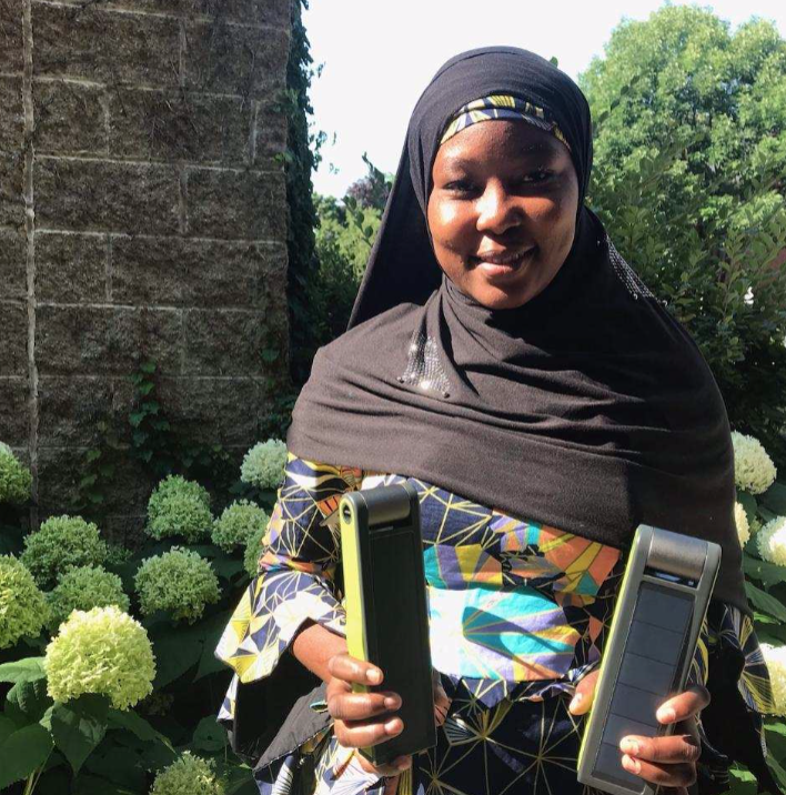 Makers4GoodOrg's tweet photo. Meet Nafissa - a rural nutritionist in Nigar. Thanks to the good work of our non-profit partner, Remote Energy, and our @helio_solar, Nafissa will now have light on the go, allowing her to work in the evenings. https://t.co/I9pP0y9U7H