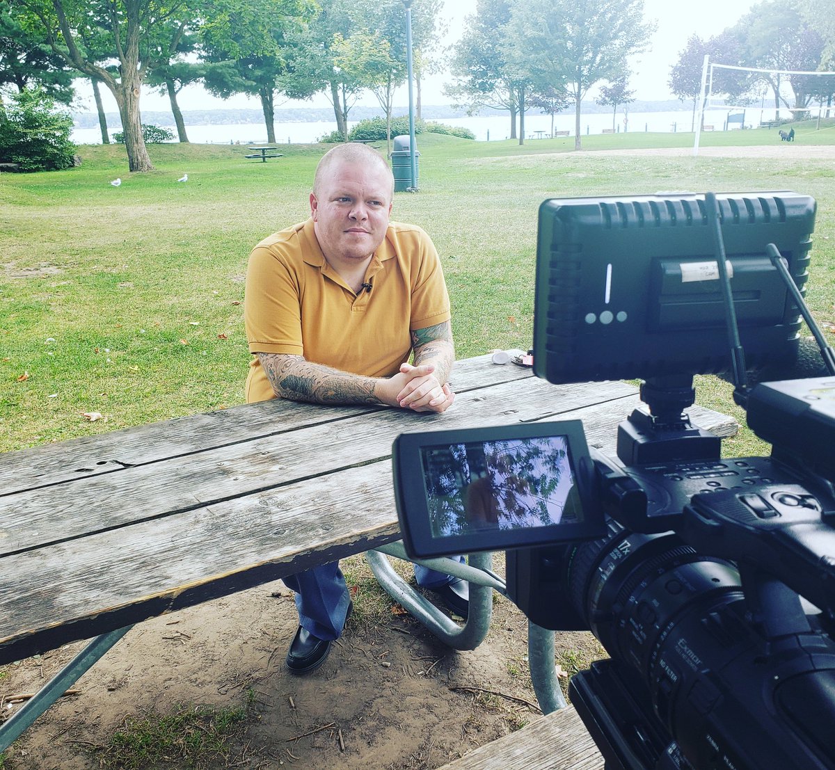 LeighBursey's tweet photo. https://t.co/zsV1dPt2da
Thanks to @KrauseKraig for taking time to interview me today about #homelessness, #HiddenHomelessness, #PrecariousHousing & #RuralHomeless. The interview airs tonight on @CKWS_TV. Be sure to check local listings for showtimes.
#OnPoli #OnMuni #CanPoli https://t.co/cTet08bnLJ