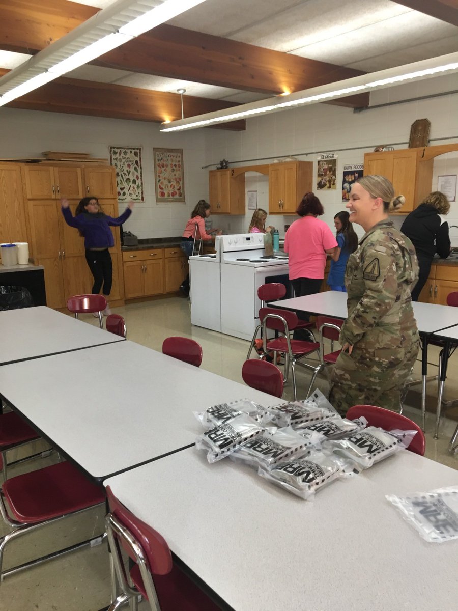 BoieJill's tweet photo. Sgt Wahl brought MREs (meals ready to eat) for our summer school class #owblackhawkpride https://t.co/jaVewHNuv5
