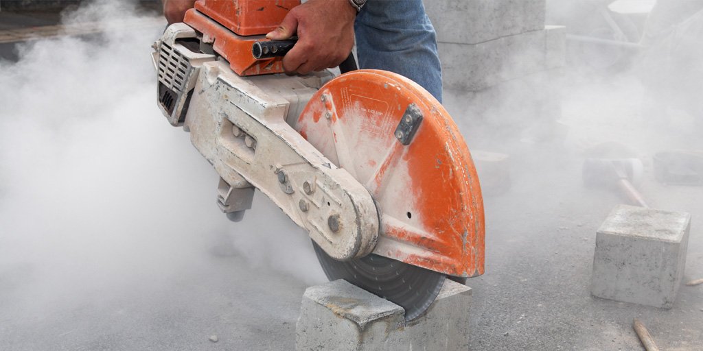 HantoClarke's tweet photo. While most people think of silica as the tiny, inedible bags of beads placed in beef jerky packaging for freshness, they take on a whole new meaning when it comes to construction.

https://t.co/yW52UmA9Qi https://t.co/lQriNdZblb