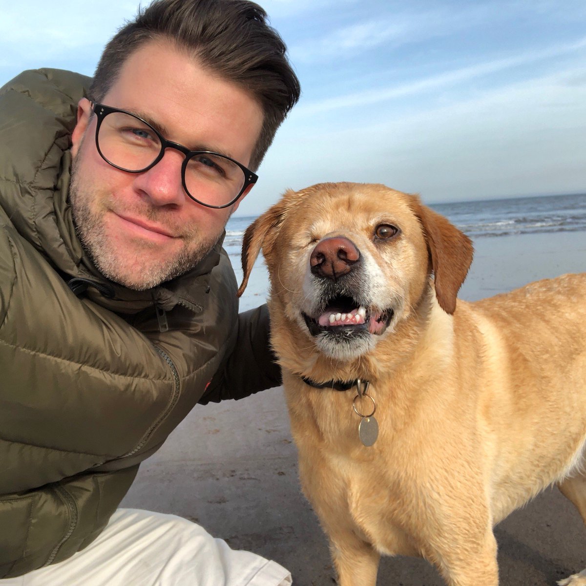annafreuduk's tweet photo. "If I’m in a low mood, he lifts me up. If I feel sluggish, he can energise me. And if he needs my help – I’m there for him."
Read @drjgreenwood's blog on pets that we shared this month as part of #selfcaresummer: https://t.co/RBiB0mAThE https://t.co/gosNjHx8wb