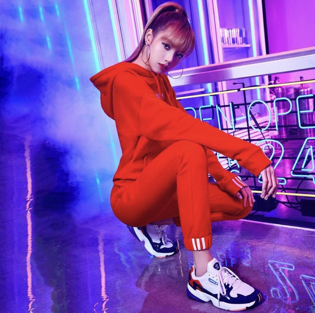 NFTHH9490's tweet photo. ขอส่งต่อรองเท้า Adidas Falcon แบบลิซ่าค่ะ 💕
- ของแท้ 💯 พร้อมส่ง/ ซื้อมากจากเกาหลี🇰🇷
- ไซส์ 37 ทักมาขอดูรูปเพิ่มเติมได้นะคะ
- ส่งต่อราคา 3000 💜
สนใจทักเดมมาเลยค่าาา 🌈🙋🏻♀️ #รองเท้าเกาหลี #อดิดาส #LISA #รองเท้ามือสองของแท้ #พร้อมส่ง #สินค้าเกาหลี https://t.co/BNsQQXqFTq