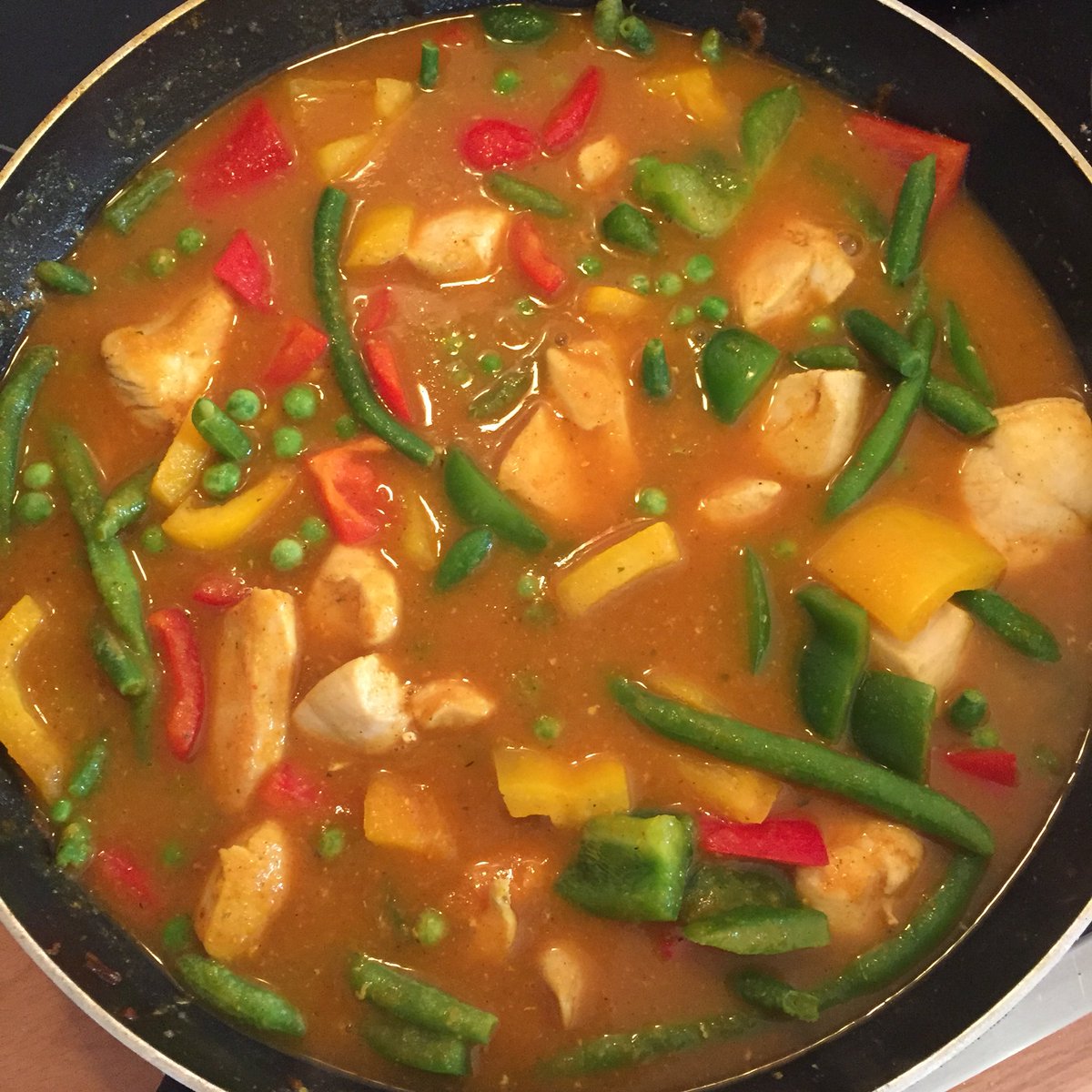 Super easy supper Chinese chicken curry from the brand new #SlimmingWorld magazine 🤤 #SWMagazineMakes