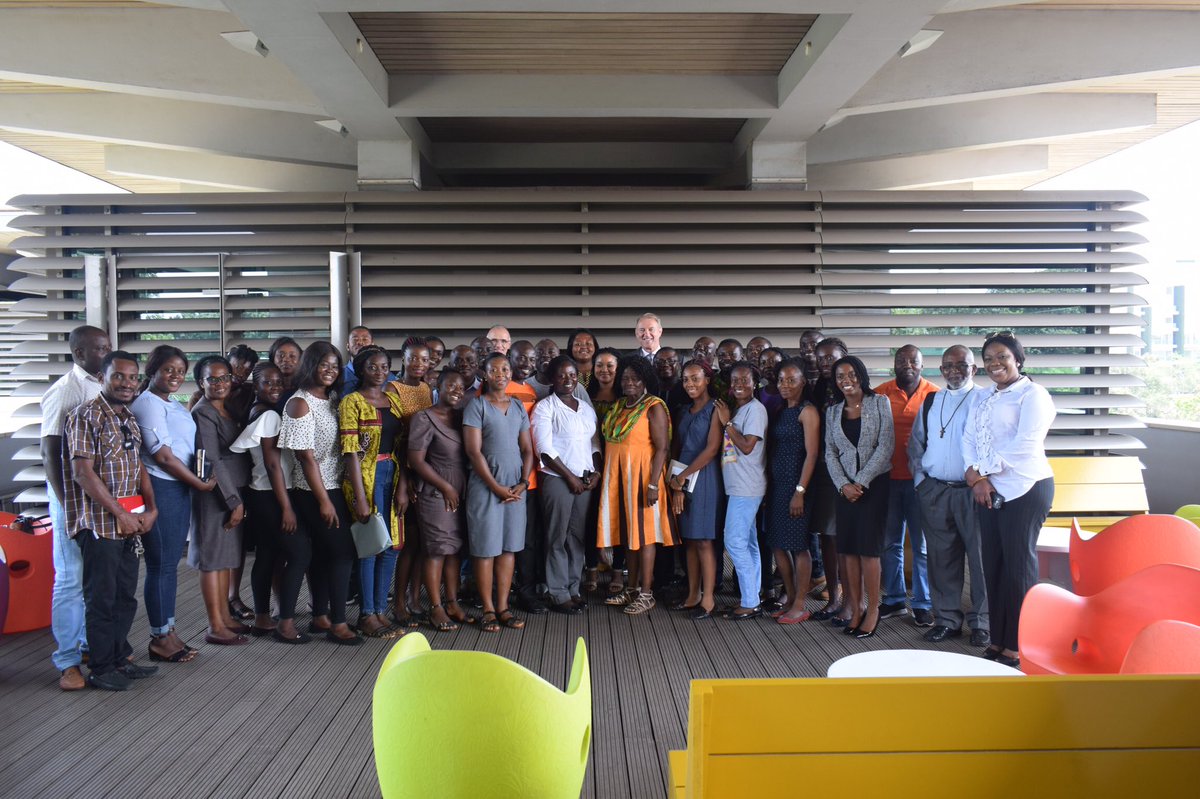 NLinGhana's tweet image. The pre departure orientation  of the #OrangeKnowledgeProgramme took place at the Dutch Embassy today. In total 128 participants from Ghana, Sierra Leone and Liberia will be travelling to NL for masters or short courses!🤓 @ghana_naag @Nuffic