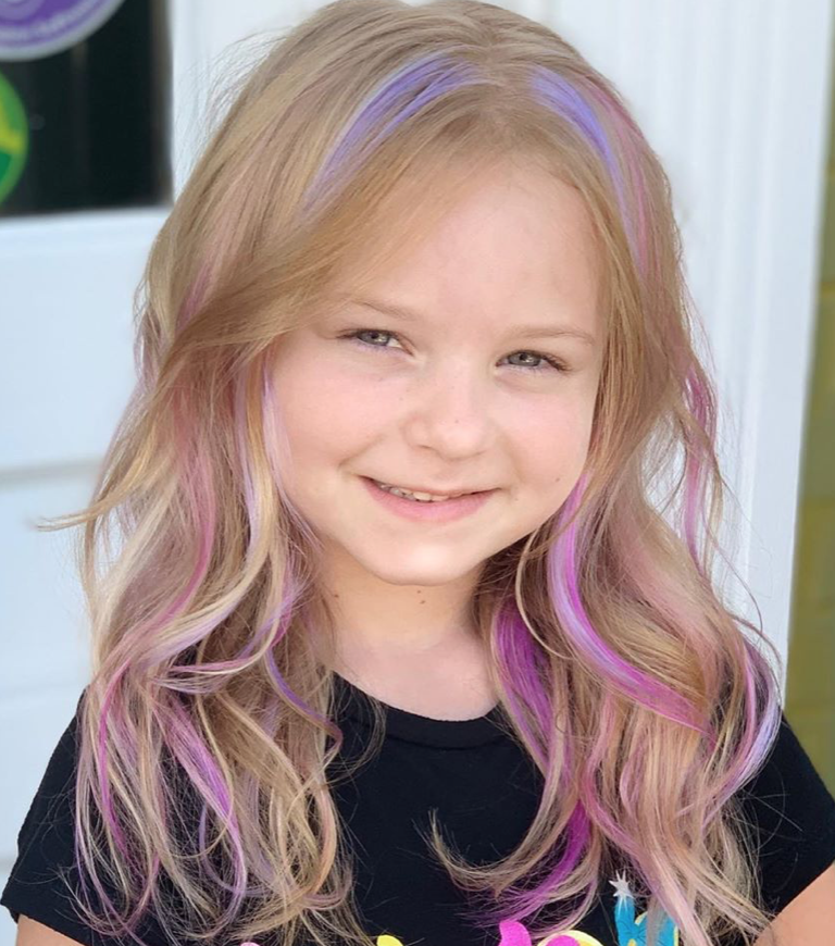 turbopowerinc's tweet photo. We melt. 🙂
One of our favorite stylists, @jenday_hair did it again!  Using our styling tools, she created this joyful, colorful look for her adorable guest. 
 
https://t.co/xUd5O15L84 https://t.co/dw7ulVZSYM