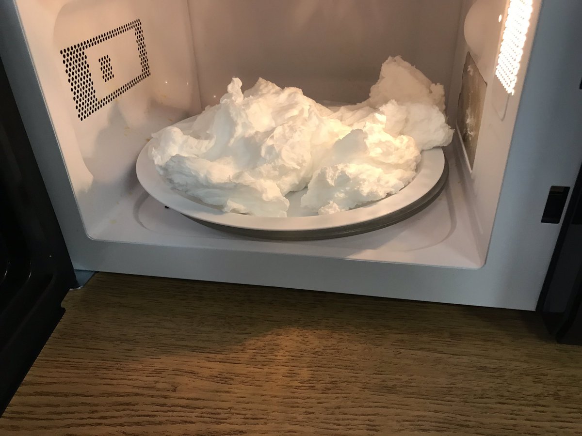 Staci Lester tweet media